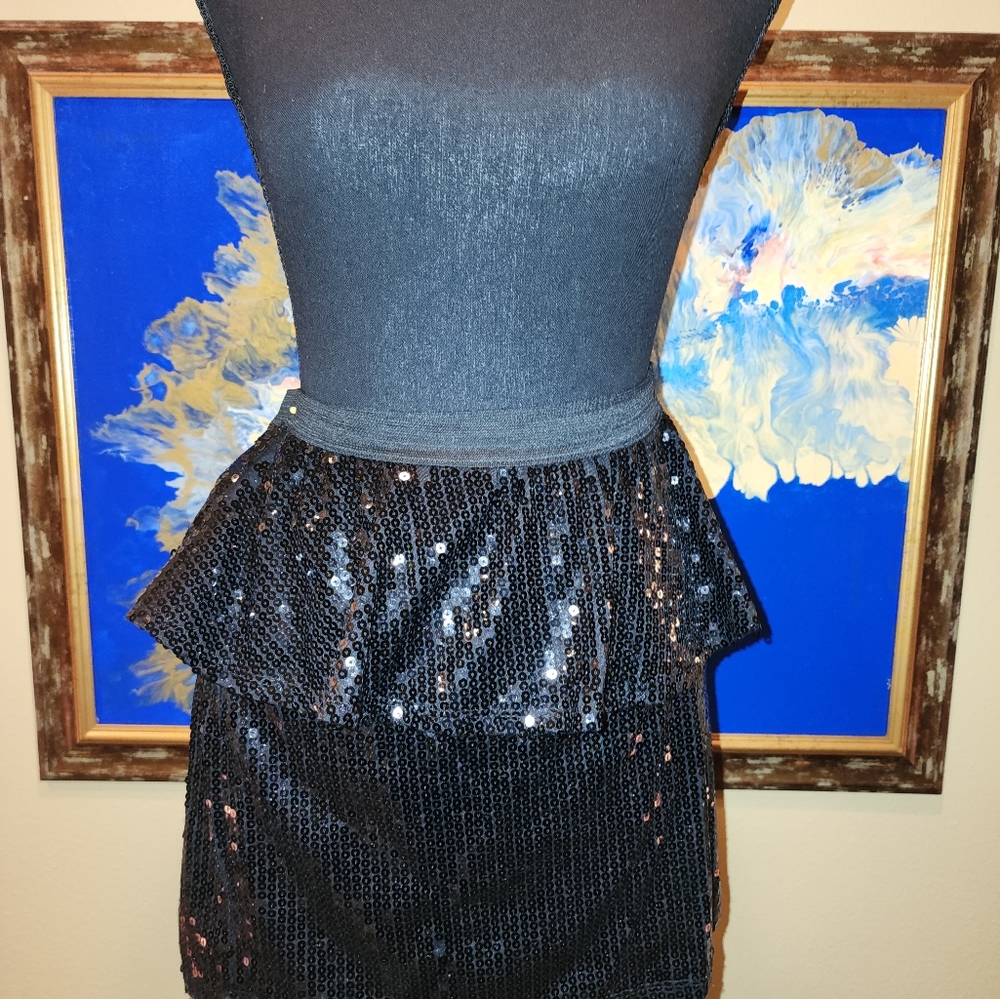 Skirt Sequence - image 3